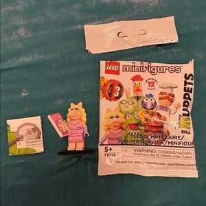 Lego Minifigures Limited Edition Disney The Muppets Miss Piggy figurine